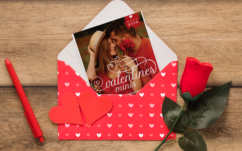 wooden background Photocard Photocard with a photograph and a rose against a wooden background