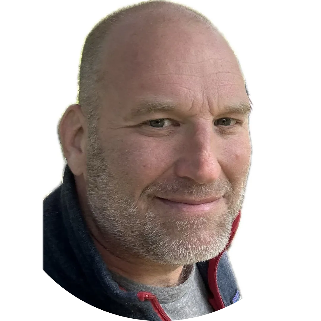 Victor Boemmels Headshot